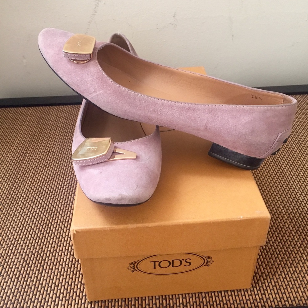 TOD'S pink suede shoes with gold hardware